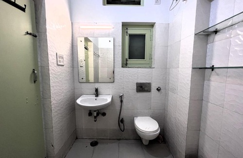 Bani Park House | INDERPURA HOUSE