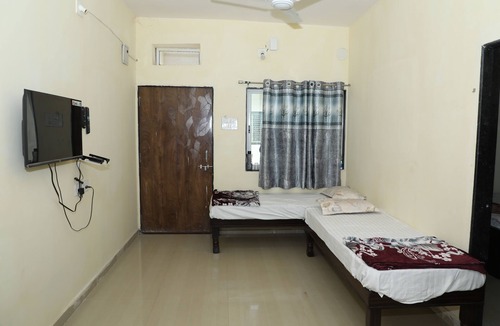 Rajpipla Apartment | INDIAN HOME STAY