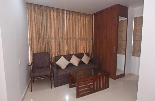Begusarai Hotel | Innduza Inn