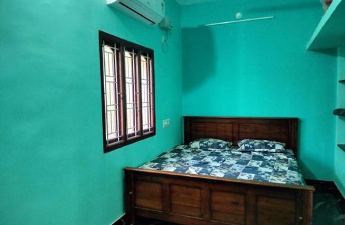 Tiruchendur House | Isakki Cottage