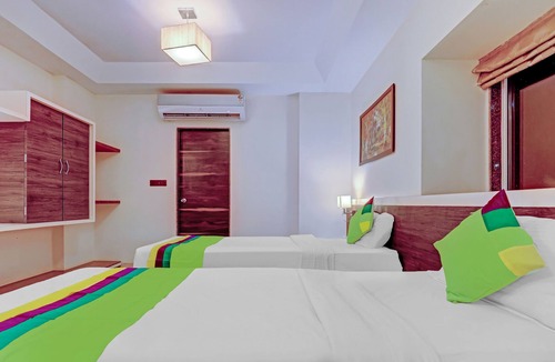 Cidco Hotel | Itsy By Treebo - Deepali Executive