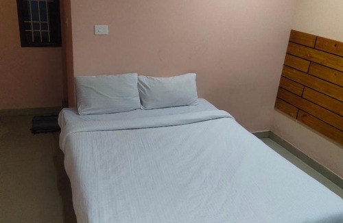 Kalapettai House | j j Residency