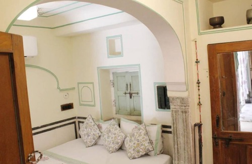Pink City Apartment | JAIPUR HAVELY-Family suite