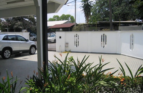 Kampung Bangkong House | Jalan Kuching KL Homestay