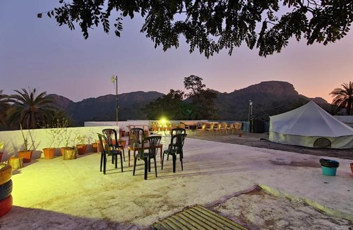 Mount Abu Bed & Breakfast | James Villa Mountain view Home Stay