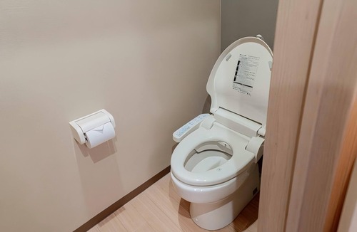 Umeda Apartment | Japanese-style minimalist 4-person apartment in Nishinari Ward