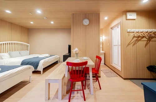Umeda Apartment | Japanese-style minimalist 4-person apartment in Nishinari Ward