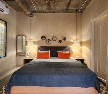 RK Puram Hostel | JHouse near Bhikaji