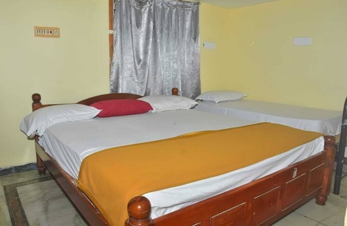 Thirukadaiyur Hotel | JR RESIDENCY