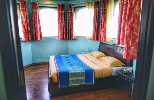 Parsoli Hotel | juSTa Lake Nahargarh Palace