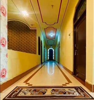 Sultanpur Hotel | K.G.N guest house