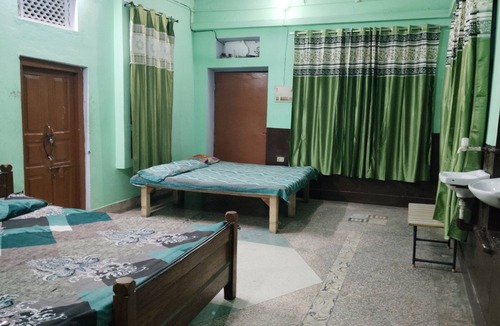 Sigra Apartment | K. S. N. Varanasi Paying guest house.suitable for all