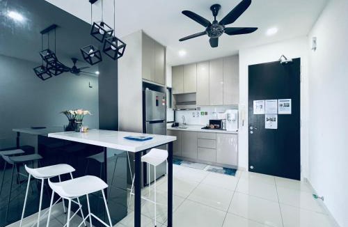Kuala Lumpur Apartment | Kama Homestay @Wangsa Maju