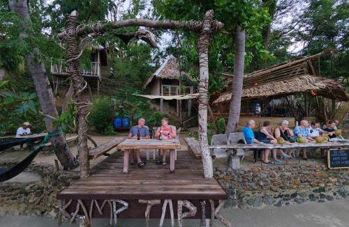 El Nido House | Kamp Tapik - Sibaltan