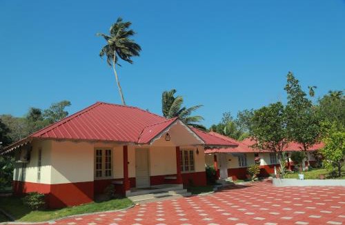 Punalur Resort | Kandamath Heritage Resort