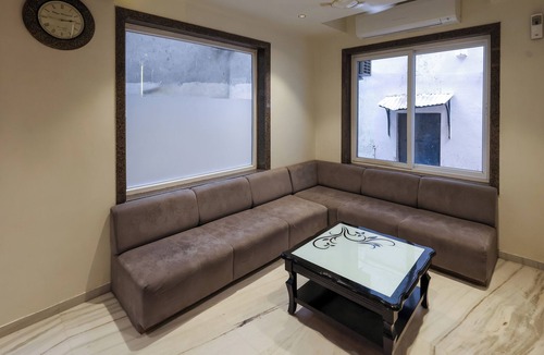 Nathdwara Hotel | KANHA HOTEL
