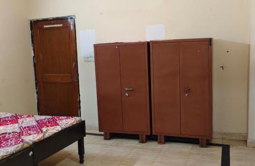 Noida Hotel | Kanha ji Hotel