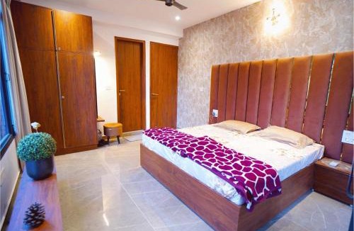 Khattalwada Apartment | Kasauli Hill Crest By Xaria luxury 3Bed 2Bedroom
