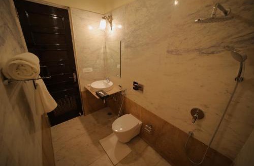 Chittorgarh Hotel | Kesarbagh Palace