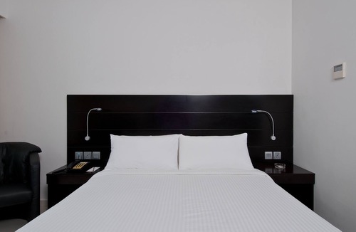 Thampanoor Hotel | Keys Select by Lemon Tree Hotels, Thiruvananthapuram