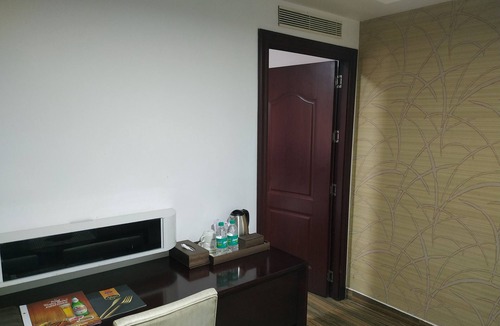 Tiruvalla Hotel | KGA Elite Continental Hotels