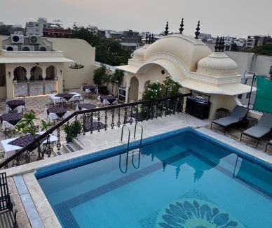 Bani Park Hotel | Khandela Haveli - a Boutique Heritage Hotel