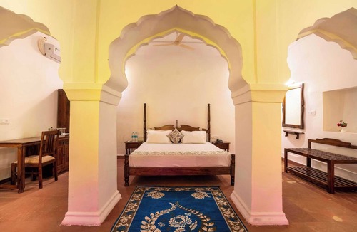 Bhandarej Hotel | Khawa Palace and Resort