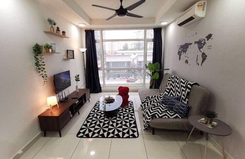 Kuala Lumpur House | KL 3 Bedroom Cozy Suite Near Bukit Jalil & Kuchai Lama