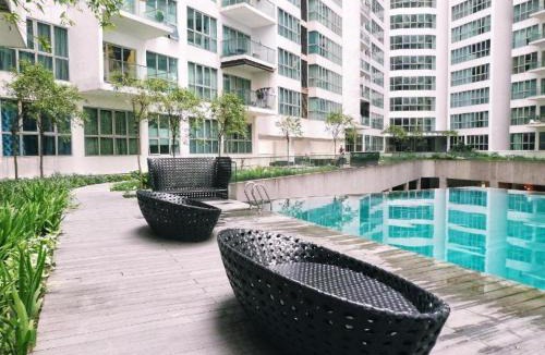 Chow Kit Hostel | KL Infinity Pool Hostel
