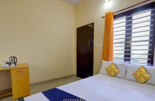 Anchal Hotel | Kochu Mariya Residency
