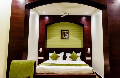 Mirzapur Hotel | Konark Grand Hotel