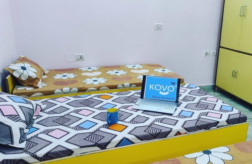 Greater Noida Hostel | Kovo Expo Mart
