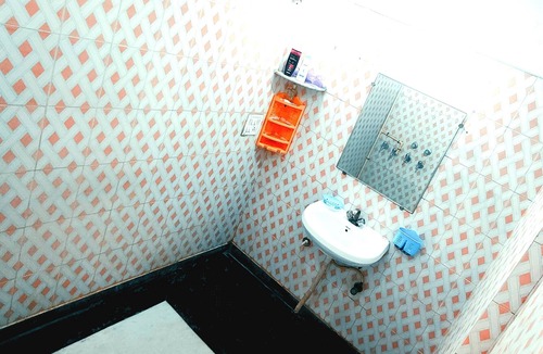 Greater Noida Hostel | Kovo Expo Mart