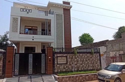 Lachhmangarh House | Krishna Kunj