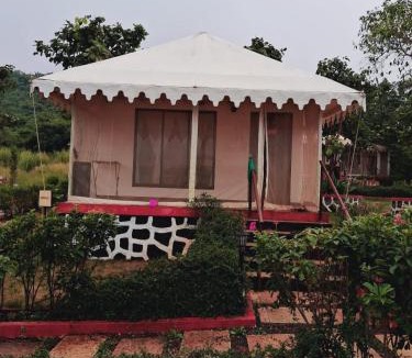 Pali House | Krishna's den- a cottage retreat a Gaudham Periyar Farmstay