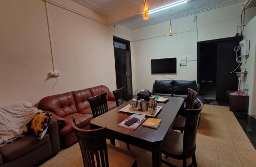 Marine Lines Hostel | Kritika Accoommdates P G