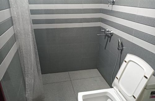 Kottarakara Hotel | KRK ROOMS Kottarakara