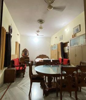 Sigra House | Kusum Palace