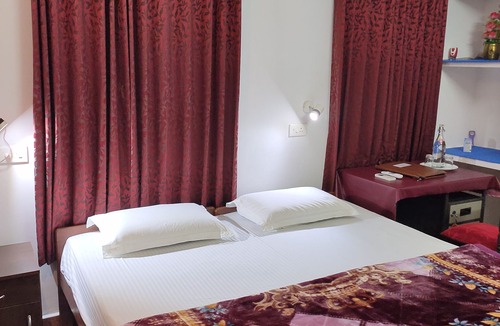 Arpookara Bed & Breakfast | Kuttickattil Gardens Home Stay