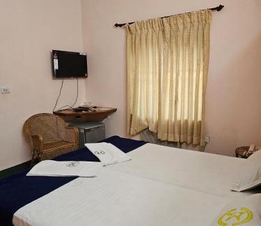 Courtallam Resort | Kuttralam Resorts