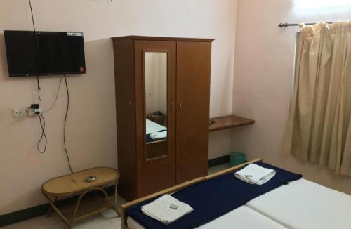 Courtallam Resort | Kuttralam Resorts