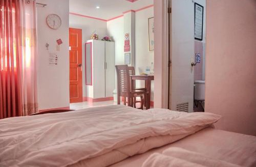 Oslob Hotel | L & M Hearthstones Lodge