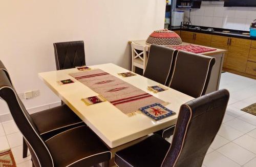 Cyberjaya Apartment | La Chemiserie Homestay Cyberjaya - Islam guest only -