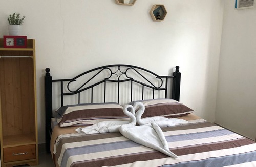 Puerto Galera House | La maison et Bon - holiday house