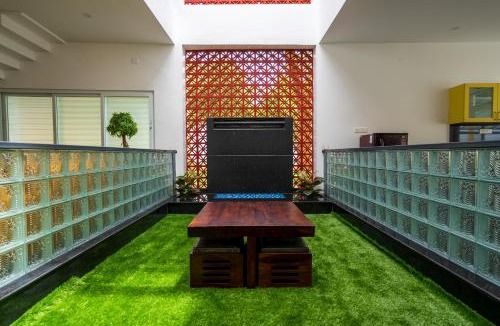 Kuilapalayam Villa | La Meadow Villa with Swimming Pool