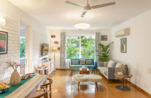 Reis Magos Apartment | La Mer Apartments - 10 mins Drive to Candolim Beach - 20 mins from Panjim