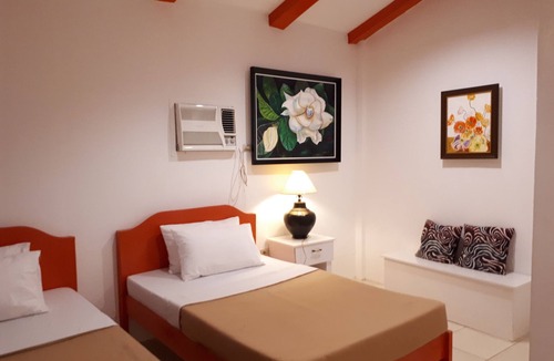 Samal Hostel | La Vida Hostel