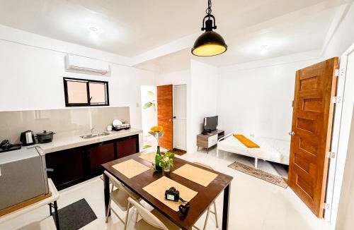 Dasmarinas Apartment | LAD Private Resort