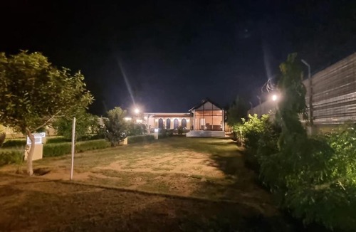 Jaipur House | Lager : The Farm Stays
