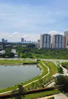 Cyberjaya Apartment | Lake front homestay Cyberjaya